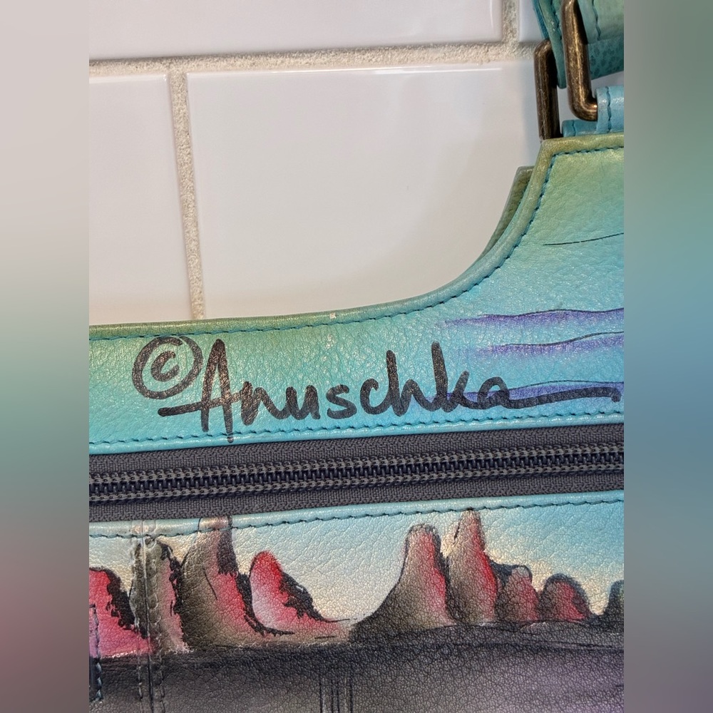 Anuschka Artistic Historic Route 66 Shoulder Bag - Picture 5 of 16